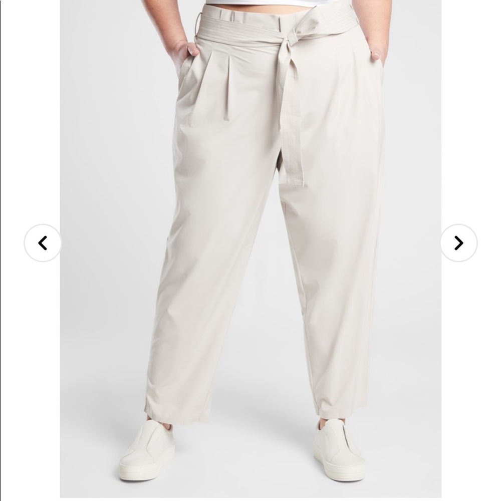 Khaki athleta skyline pant size 6